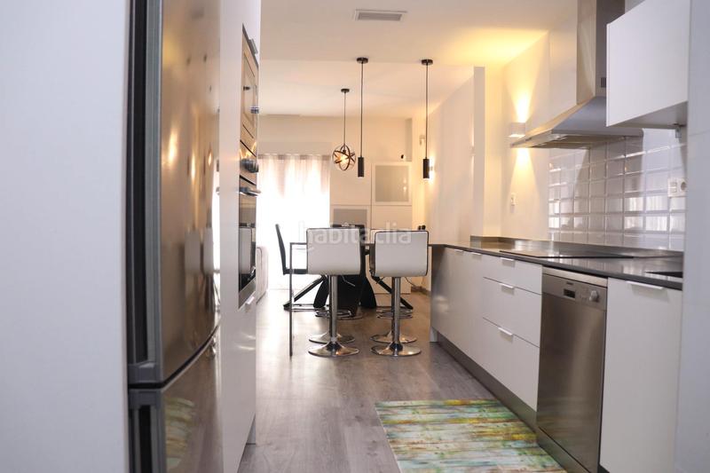 Foto 2f7ef9f7-0ebd-4f18-8374-ecf454544984. Location appartement avec parking dans Centro Elche / Elx