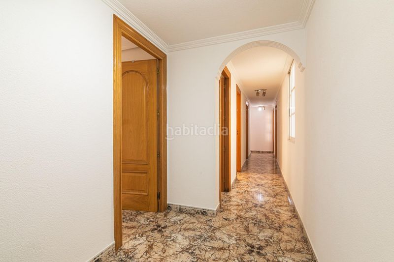 Foto 6be3a3e9-b7ad-43bd-91de-c80ced0ba136. Pis a Altabix Elche / Elx