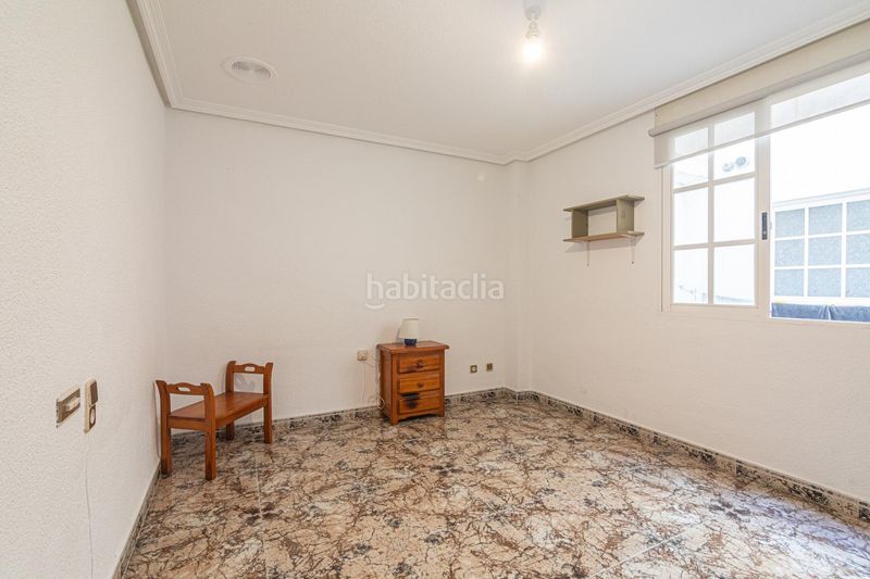 Foto f11627e2-22d9-4422-bf00-958941890e75. Pis a Altabix Elche / Elx
