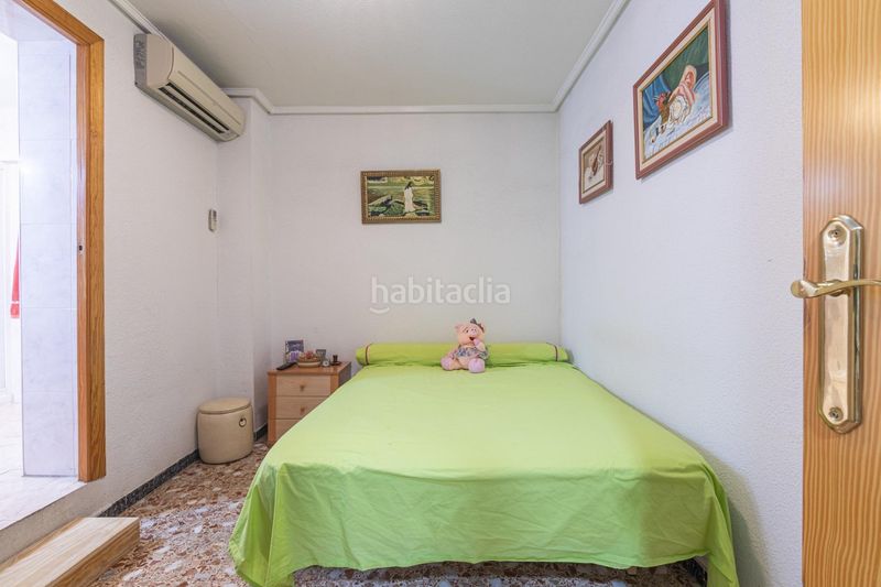 Foto aea9b0e5-0fbb-4443-88bc-51c524849fce. Casa adossada a Carrús Oeste Elche / Elx
