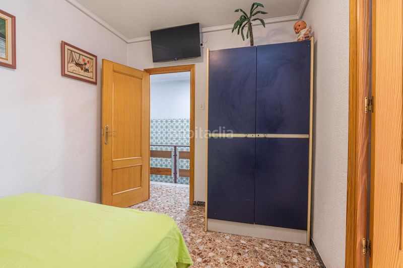 Foto f4575d13-2f0f-4b93-acc9-11afa28d7077. Casa adossada a Carrús Oeste Elche / Elx