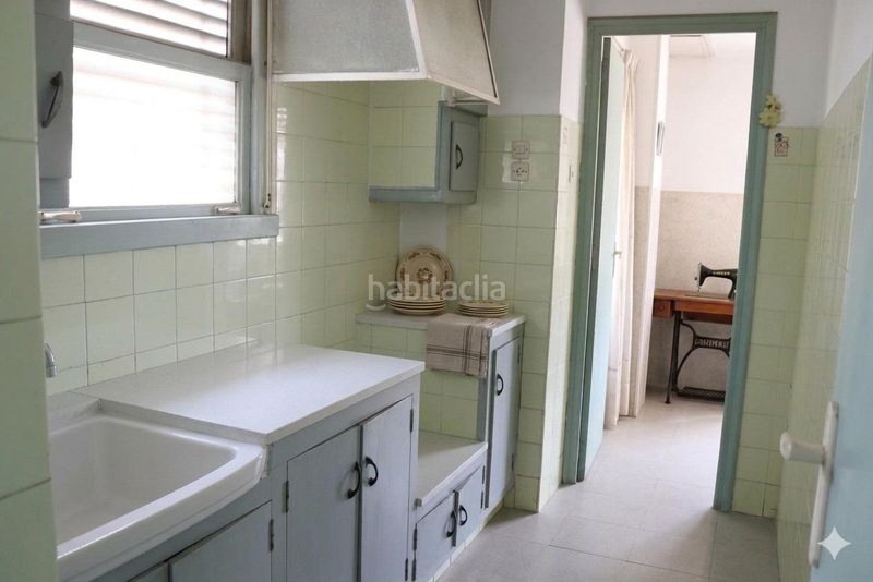 Foto f1bbb2c8-7697-4871-b70c-6782f6f12202. Pis a Centro Elche / Elx