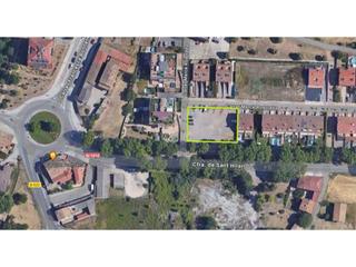Industrial plot in Mercè rodoreda 4. Solar en venta  zona sant llatzer