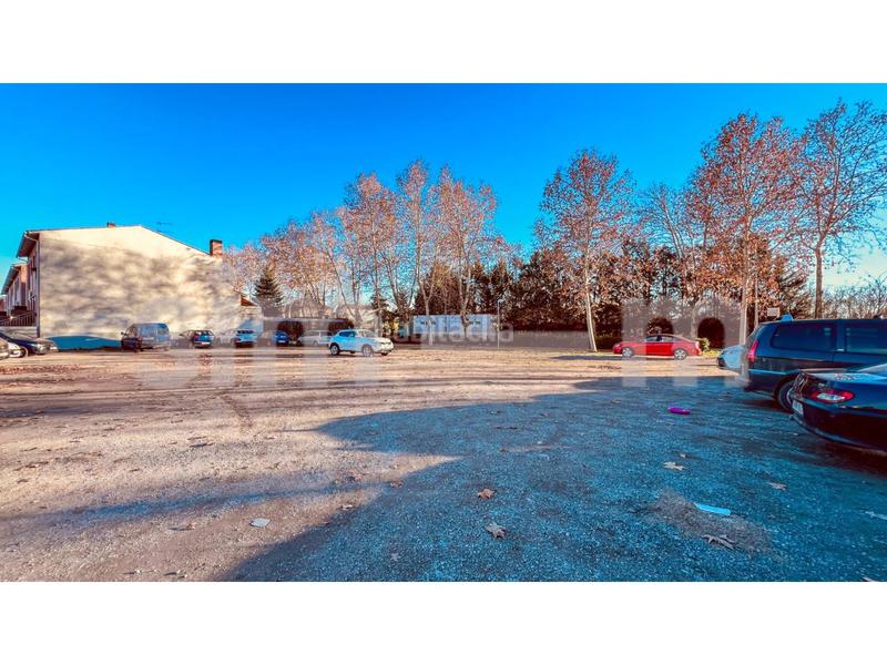 Foto 977e516b-07b3-4fab-9c6d-1875248d560c. Gewerbliches grundstück in mercè rodoreda 4 in Caputxins-Ambulatori Vic