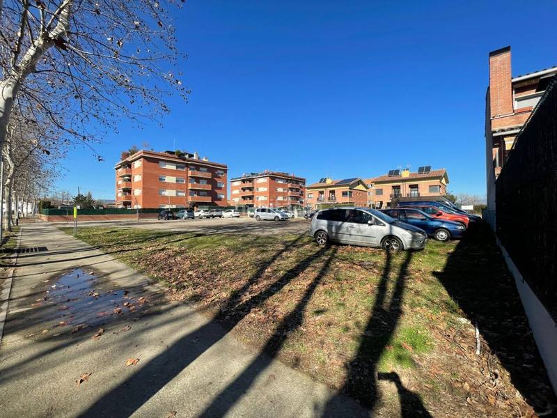 Foto b7aff970-e79c-49a5-9eb1-79cccd8b90c9. Gewerbliches grundstück in mercè rodoreda 4 in Caputxins-Ambulatori Vic