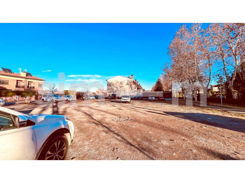 Foto d5f48f26-5d6f-4397-afec-1c59f3151048. Gewerbliches grundstück in mercè rodoreda 4 in Caputxins-Ambulatori Vic