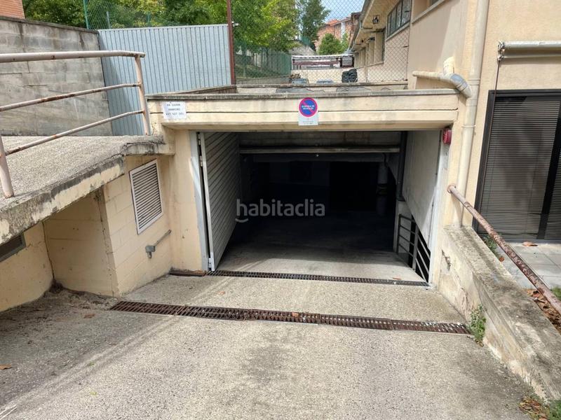 Foto dfcfae7a-5820-4170-bd06-6f94f9765341. Alquiler parking coche en eix onze de setembre 29 parking en alquiler zona universitat en Vic