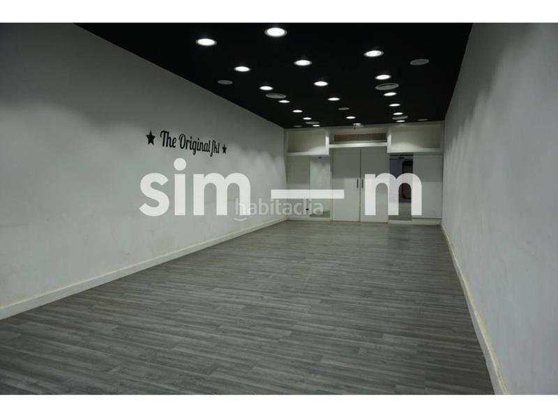 Foto 09a1cdb8-e89a-47f4-a332-da4447b8711e. Alquiler local comercial en argenters 18 local de alquiler zona centro en Vic
