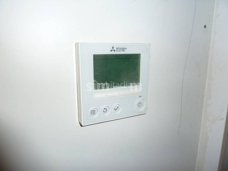 Foto edc6d42d-abb5-4f52-8e70-6820aadc0f83. Alquiler local comercial en argenters 18 local de alquiler zona centro en Vic