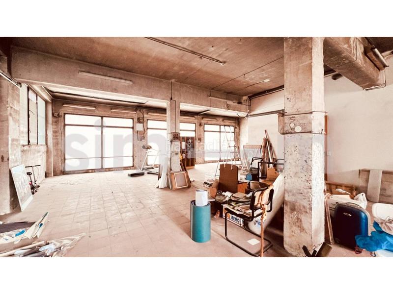 Foto 7598ec7d-d0a9-45ad-9761-517ce07fa9bd. Alquiler local comercial en doctor junyent 9 local en alquiler zona centro en Vic