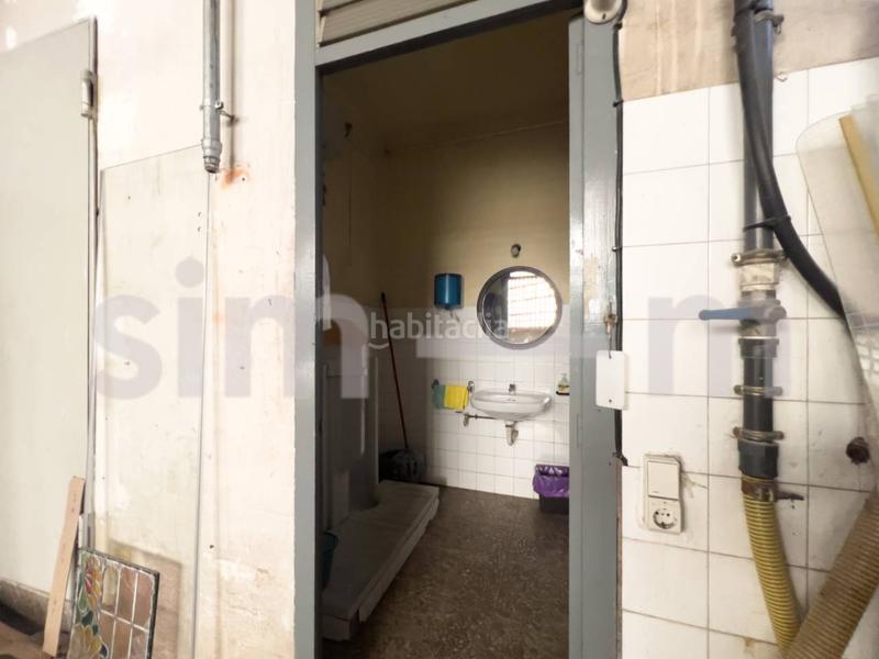 Foto 4cf24925-c3ce-43e6-9de0-bb79f745ab75. Location local commercial dans doctor junyent 9 dans Vic