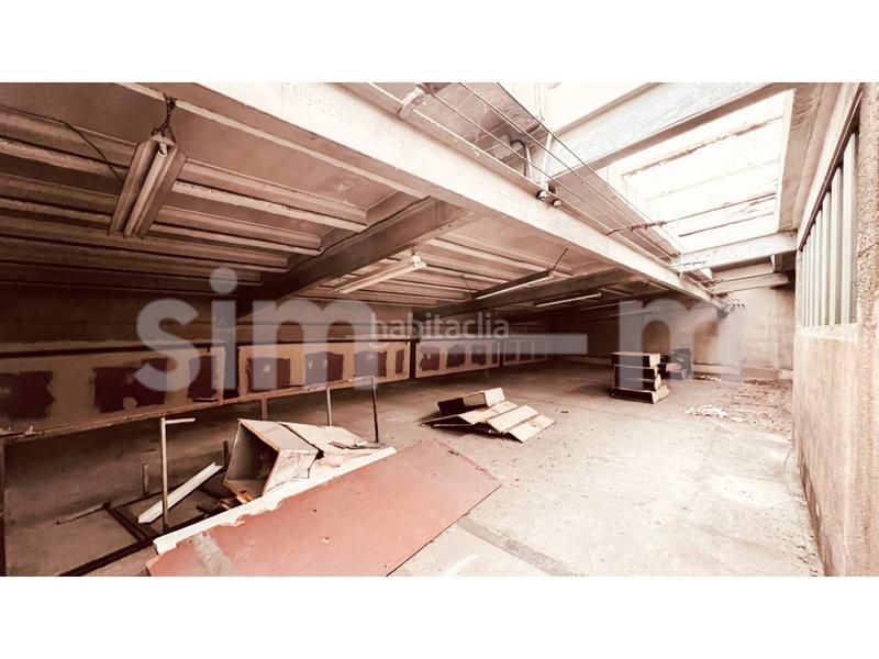 Foto 1b86e62b-a337-4b96-9626-7fc596096eb8. Rent business premise in doctor junyent 9 in Centre Vic