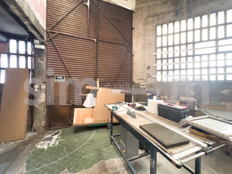 Foto 4ffc87e0-0dac-4c09-b452-0334d6e70c7e. Rent business premise in doctor junyent 9 in Centre Vic