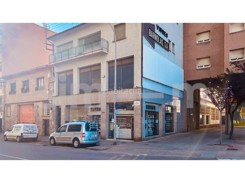 Foto c380ff96-03f6-4dc4-b444-40657285df2e. Rent business premise in doctor junyent 9 in Centre Vic