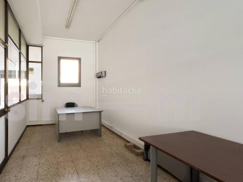 Foto 902e6af4-5d58-4969-80b3-0bc5254b9df2. Business premise in Nord Vic