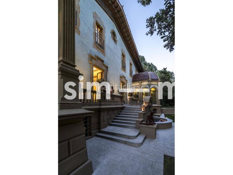 Foto 4e8af034-07d8-4f63-8b3b-d72a4d2fb280. Alquiler local comercial despacho en alquiler zona centro histórico en Vic