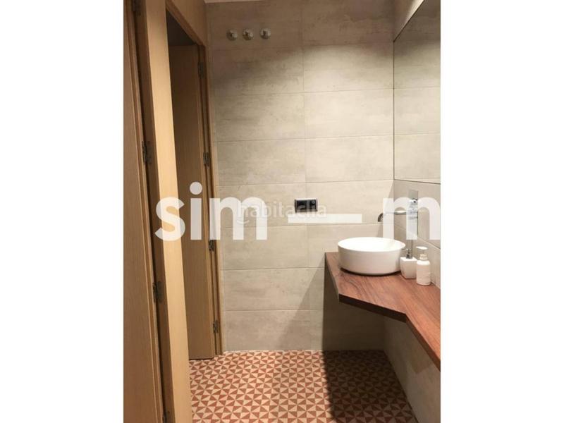 Foto 016e86c6-1d0d-48b9-8d64-50e8fbed2ac2. Rent business premise in Centre Vic