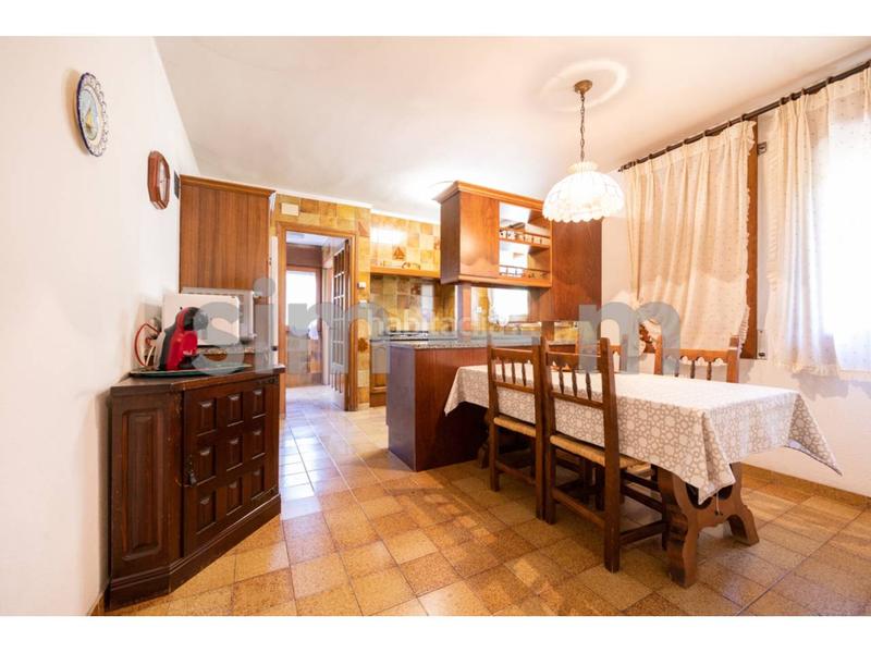 Foto 1957f5e6-576d-4f96-9b42-5750fe0537f1. Chalet with heating in El Sucre-El Nadal Vic