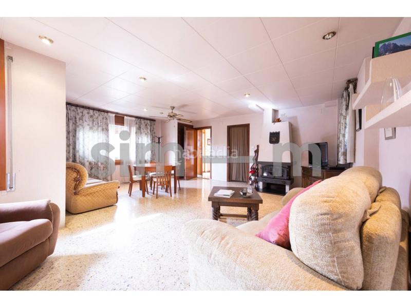 Foto 6f259834-37e1-4140-b023-b1d494b45260. Chalet with heating in El Sucre-El Nadal Vic