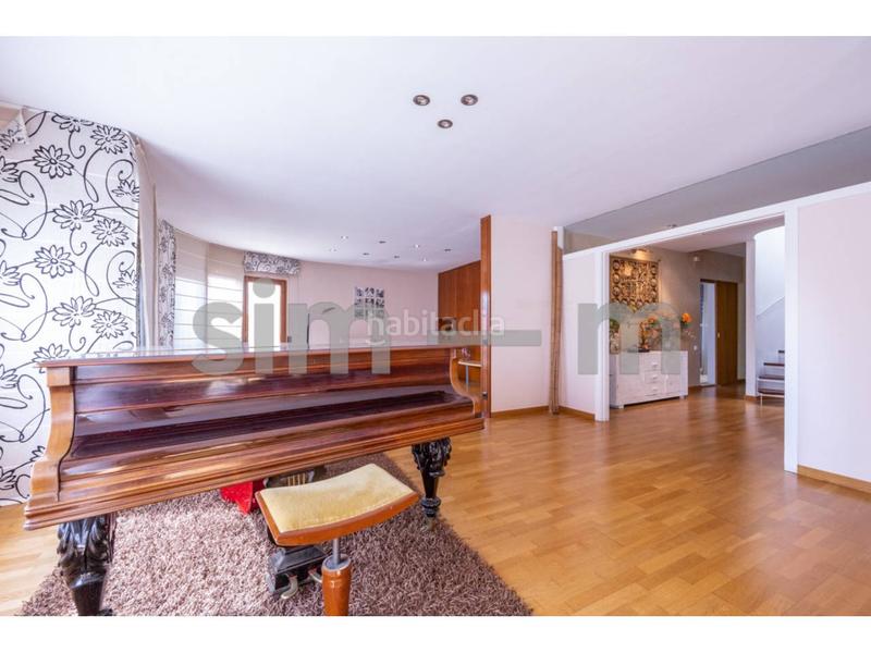 Foto bf8ef116-1beb-410d-a962-b50bb0bc0262. Duplex avec chauffage dans Manlleu