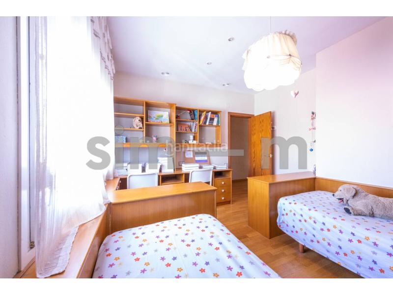 Foto c2b2cad1-3569-417f-b53b-a1daf12a24f1. Duplex avec chauffage dans Manlleu