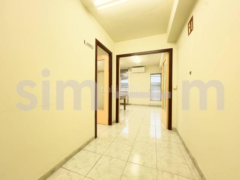 Foto 11eaf8b4-6622-4884-925c-005a12357095. Alquiler oficina en bisbe torras i bages 4 local en alquiler zona centro en Vic