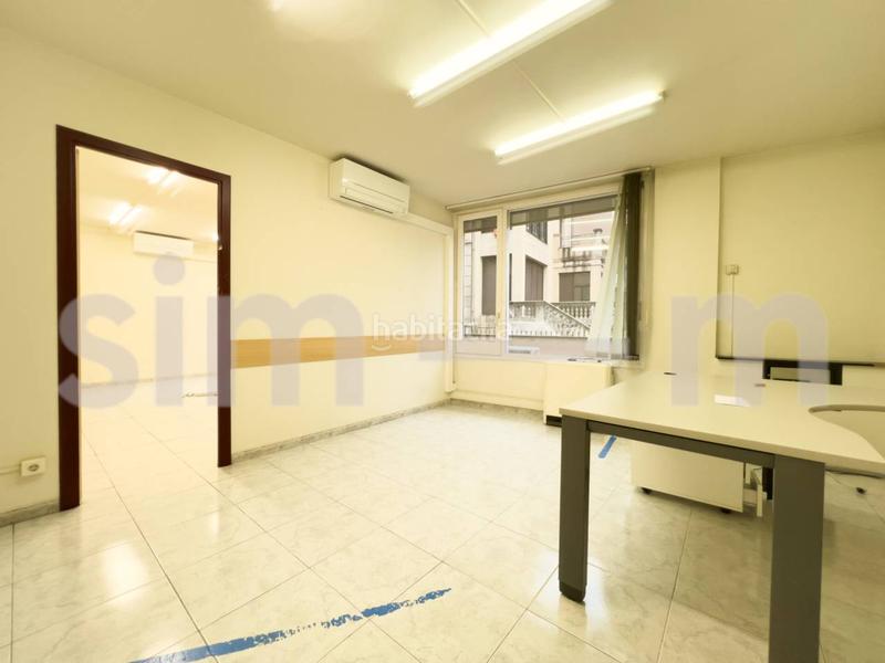 Foto 1d614fd4-e9be-4e68-adac-64c6367e4684. Location bureau dans bisbe torras i bages 4 dans Centre Vic