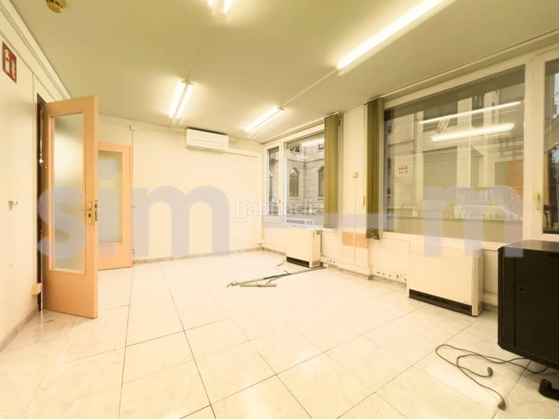 Foto 79d83500-1e7a-4ae4-83d5-60e804d22173. Location bureau dans bisbe torras i bages 4 dans Centre Vic