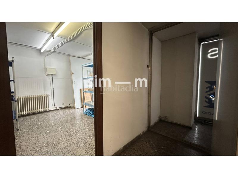 Foto 0db09ebd-40e4-4bfc-ab38-cf6bfc37cd7a. Miete büro in francesc camprodon 31 in Nord Vic