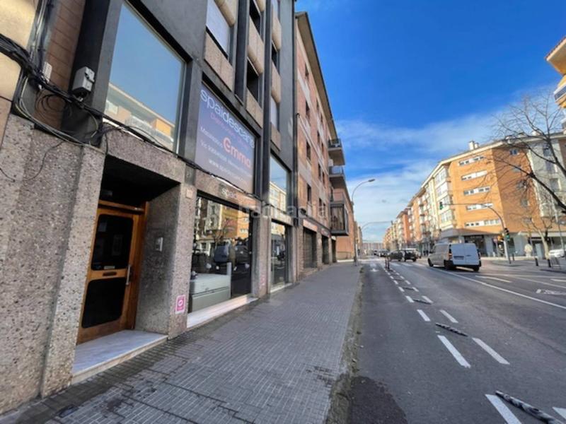 Foto 281bf1ae-7c51-46e8-bb14-377a3cb48ad5. Rent office space in francesc camprodon 31 in Nord Vic