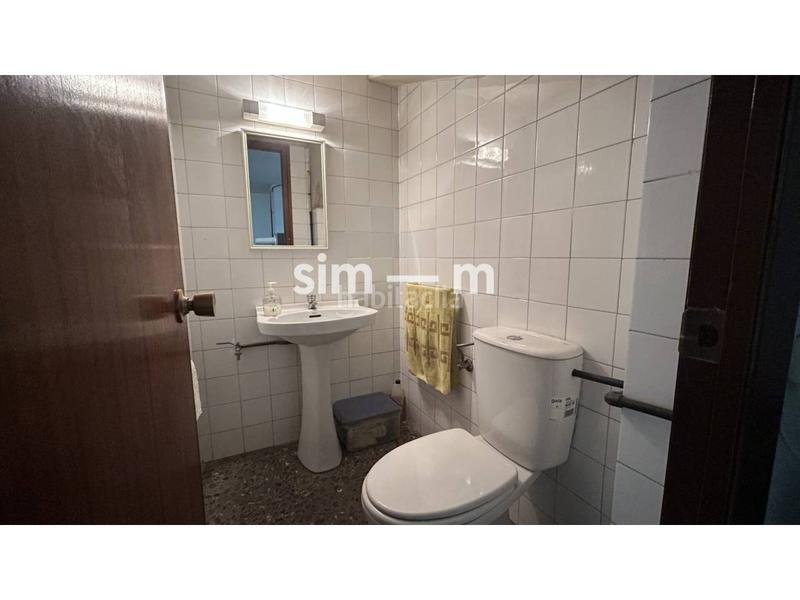 Foto 35678a9c-b903-4f36-badc-c00fc79554f8. Rent office space in francesc camprodon 31 in Nord Vic