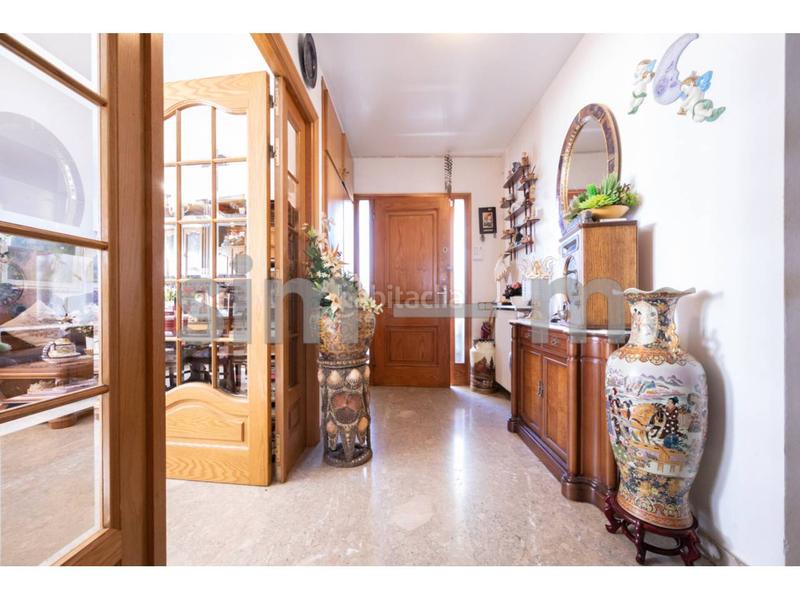 Foto b79e9ac0-0f3b-4990-b97c-5d76abdc53f7. Xalet amb calefacció aparcament a Gurb