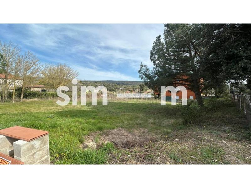 Foto 2dded5f4-4d96-41c4-861e-f9381001e5d5. Gewerbliches grundstück in Seva