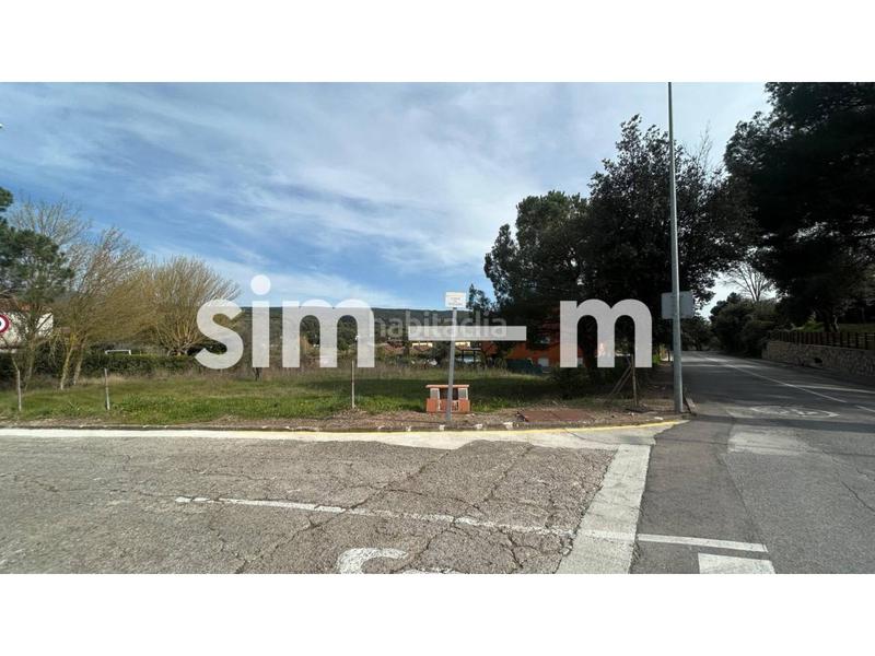 Foto e2094276-fc6f-42a6-a188-0d936bd683b1. Gewerbliches grundstück in Seva