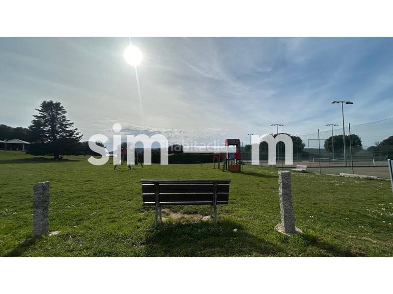 Foto fafc0cd1-a7b0-411c-854b-9bff08e45d1f. Gewerbliches grundstück in Seva