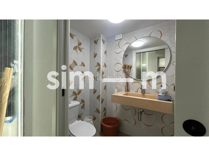 Foto 6cd9c70e-93e1-4635-862a-b378be1bf7b1. Geschäftsraum in Centre Vic