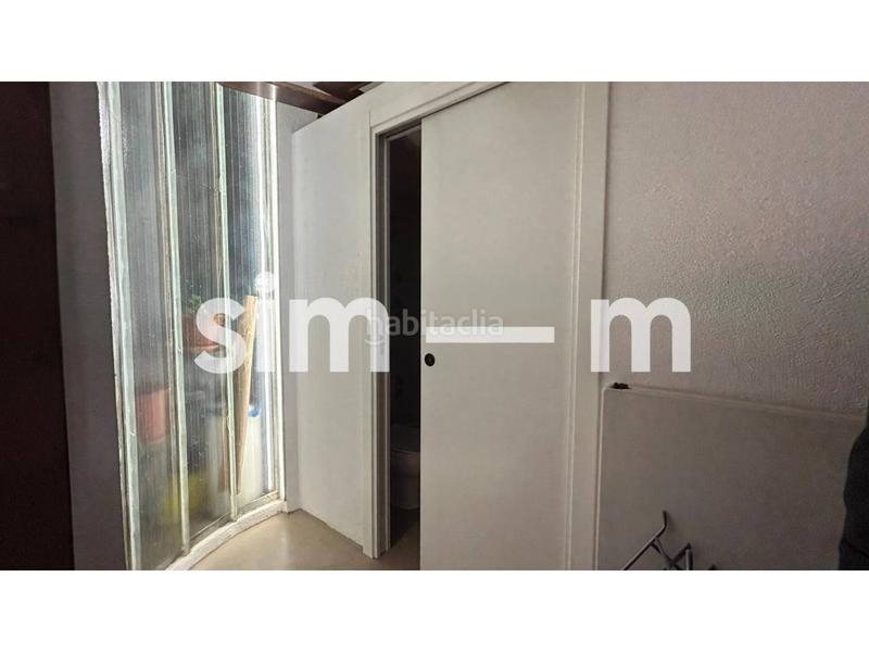 Foto d0ea09a4-0a43-4f82-b968-7244b3f7e0f7. Geschäftsraum in Centre Vic