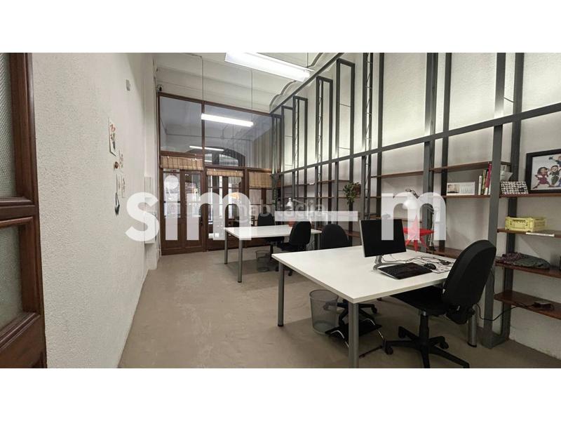 Foto e0db285f-2283-4cce-8252-c57edf985cbb. Geschäftsraum in Centre Vic