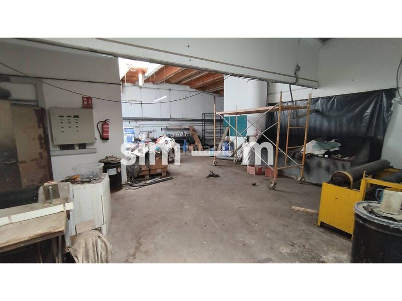 Foto fd80bca4-2b86-4e4a-9b99-7ea47627a53f. Lloguer nau industrial a Caputxins-Ambulatori Vic