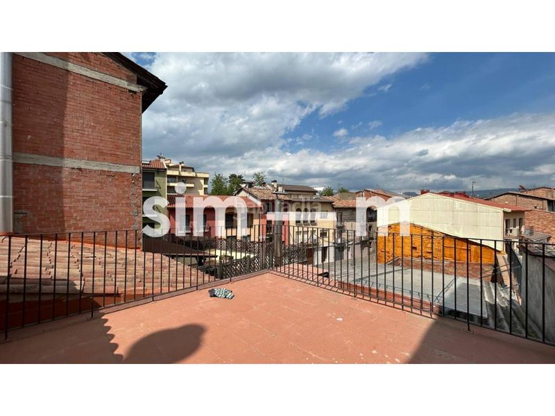 Foto b7fb1ab7-2fae-4234-98c3-91c8a2d6a227. House in Manlleu