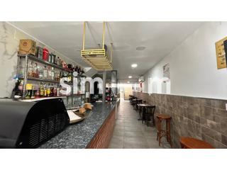 Maison à Manlleu. Edificio en venta  zona centro