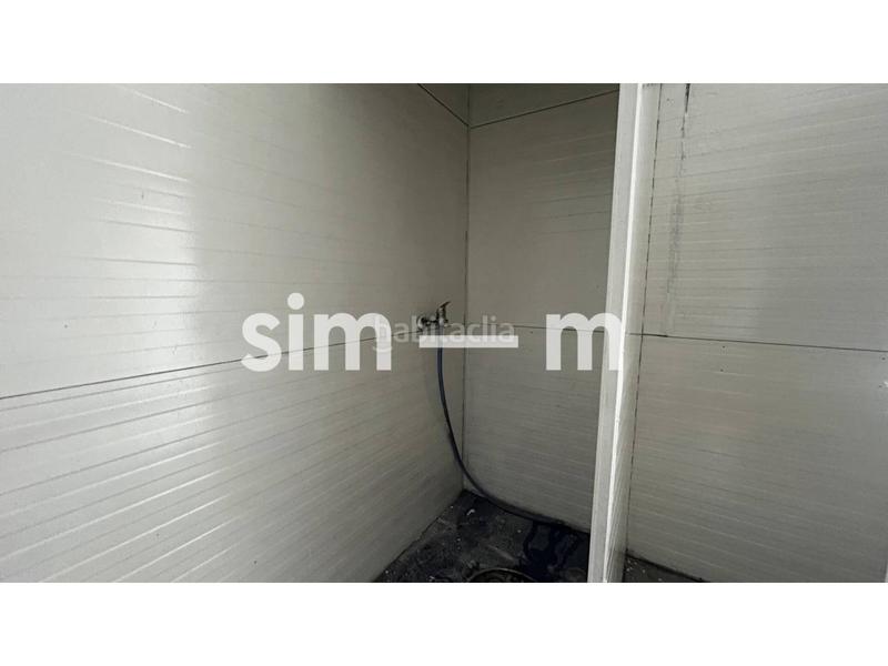 Foto cd407c5f-9998-4c17-8cd3-6364a2b2eb50. Affitto locale commerciale in Estadi-Santa Anna Vic