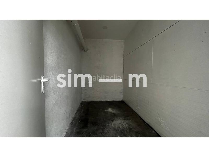 Foto 646b1a2c-5ec1-44b1-a06f-d9de46a7856c. Lloguer local comercial a Estadi-Santa Anna Vic