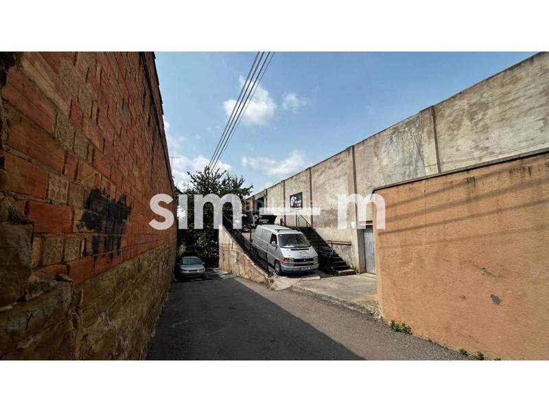 Foto 936f1e49-8138-4182-b578-77c2c53eba2c. Lloguer local comercial a Estadi-Santa Anna Vic