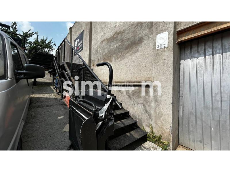 Foto b7835d40-46c9-4354-a760-f01cd12f66ab. Lloguer local comercial a Estadi-Santa Anna Vic