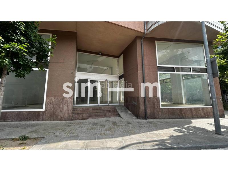 Foto b86a4cf6-0eed-403d-9e1e-c4dc9cc03c51. Alquiler local comercial local en alquiler zona capuchinos en Vic