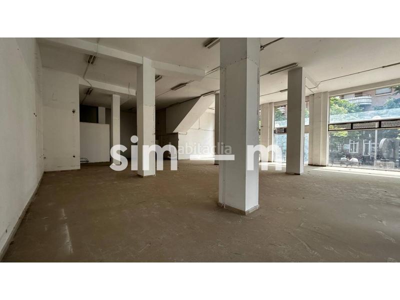 Foto 56878f3d-399e-46e2-8bb8-7a411447d983. Rent business premise in Caputxins-Ambulatori Vic