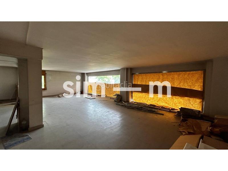 Foto 3c5a7ed3-380e-45d5-9250-a62b86a5f4e1. Alquiler local comercial local en alquiler zona capuchinos en Vic