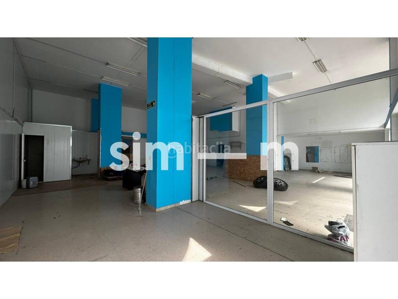 Foto 9a394faa-d6a9-4928-9d40-98e4dbb523fc. Alquiler local comercial local en alquiler zona capuchinos en Vic