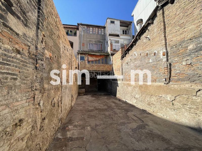 Foto 712876a3-e64a-4176-a157-395e97214d33. Casa en calle nou 121 edificio en venta zona centro en Vic